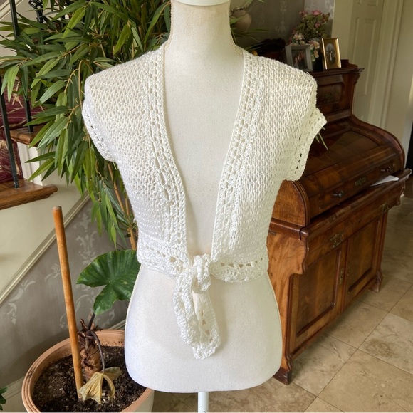 LOFT Crochet Tie Front Cardigan Shrug Size SP White Hippie Festival Boho Summer - Picture 1 of 6